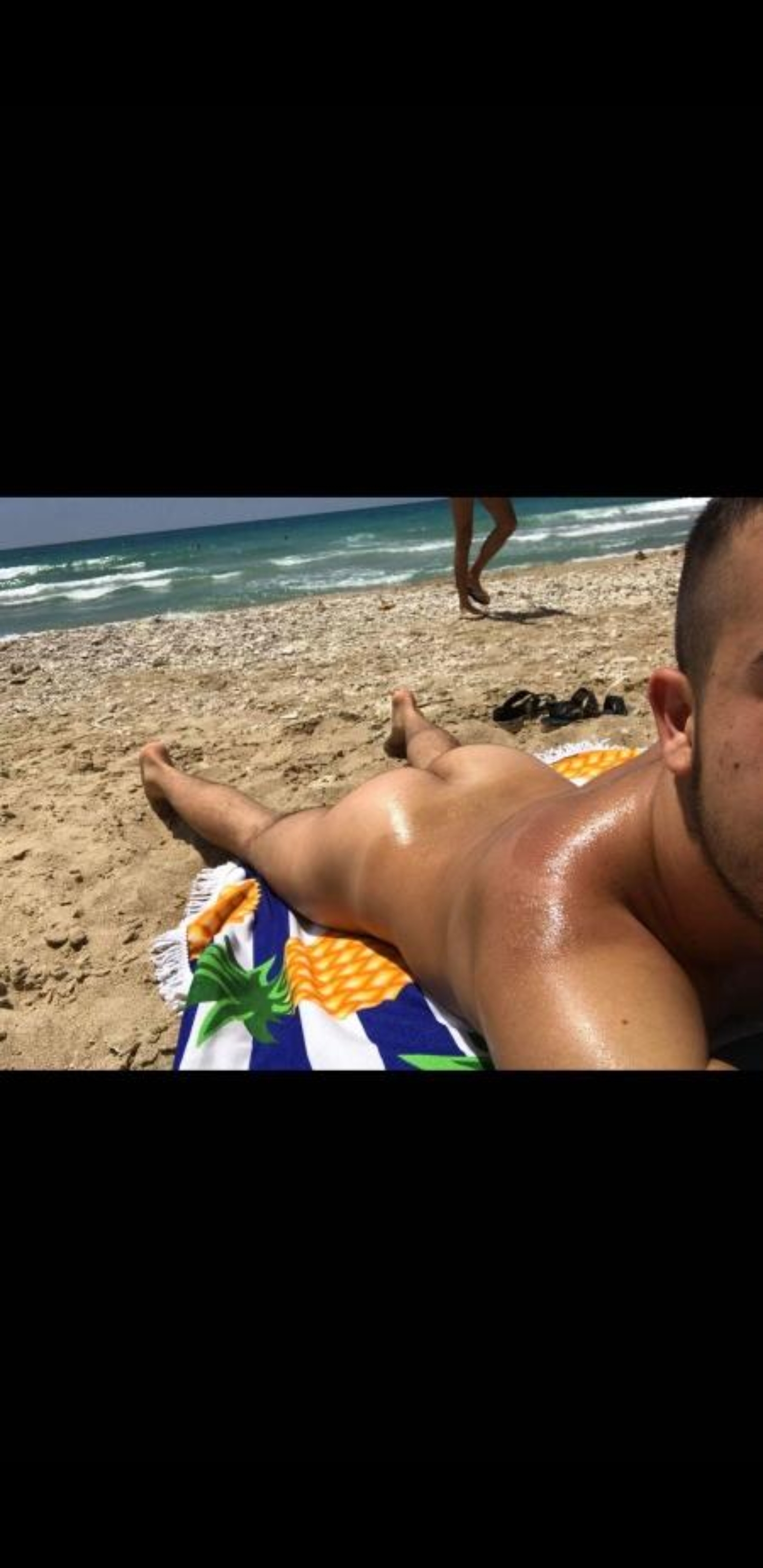 גבר עם טוסיק עגול וחלק מחפש ז גדול בלבד !!!!!!!!!! 3
